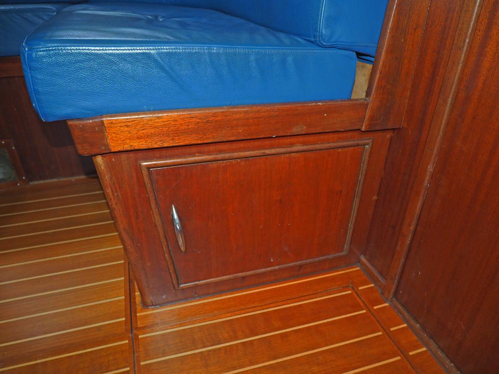 Salon, H&eacute;bergements